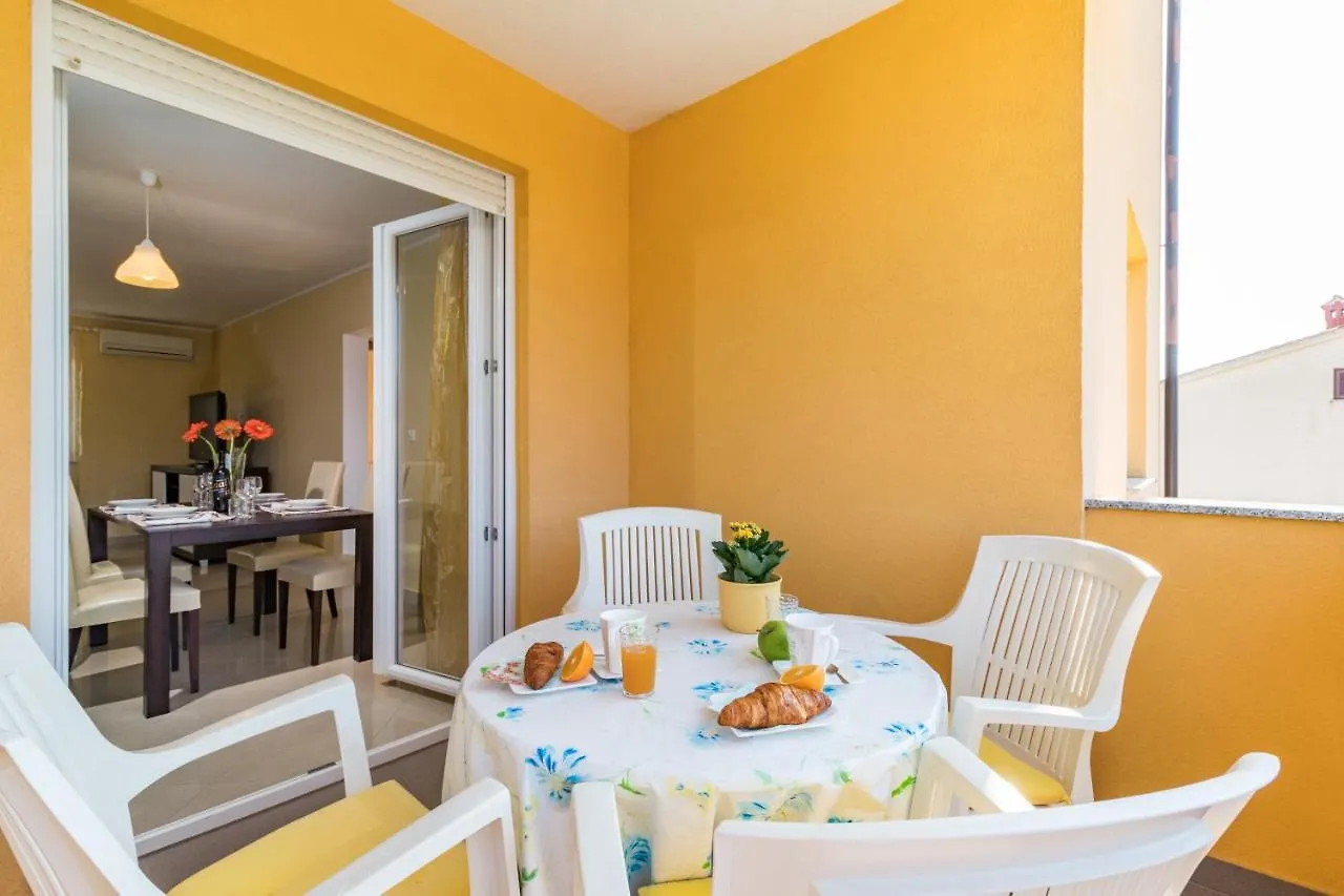 Apartments David By The Sea Fažana